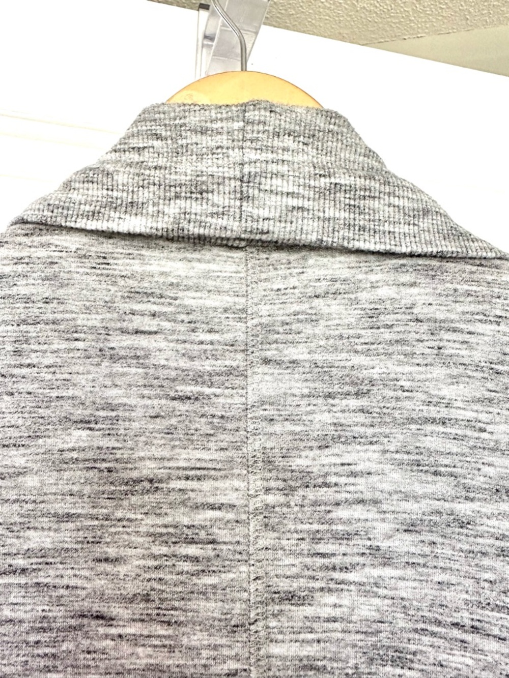 Pranayama Wrap by Athleta – Gray Heather – Women’s 3X - Picture 6 of 11